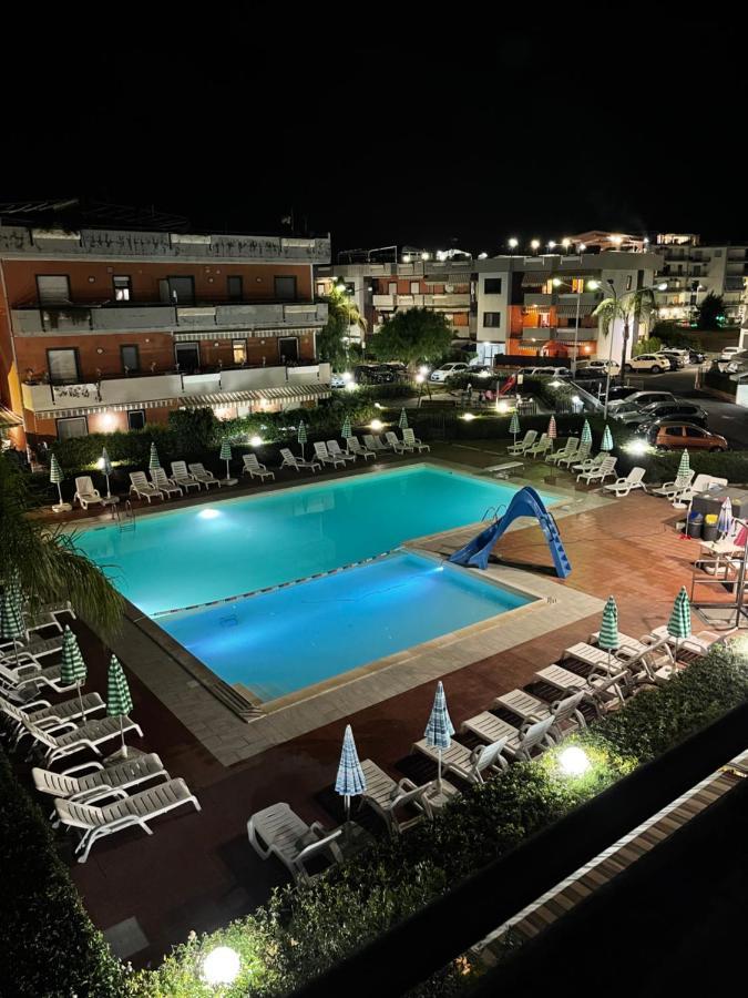 Taormina Mare Piscina Fondachello Daire Fondachello  Dış mekan fotoğraf